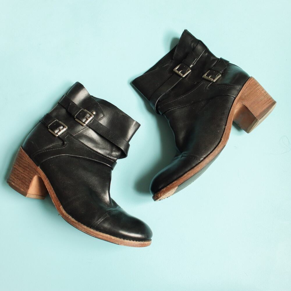Sigerson Morrison Belle Chunky Heel Leather Boots Size 9.5 Biker Retro Platform